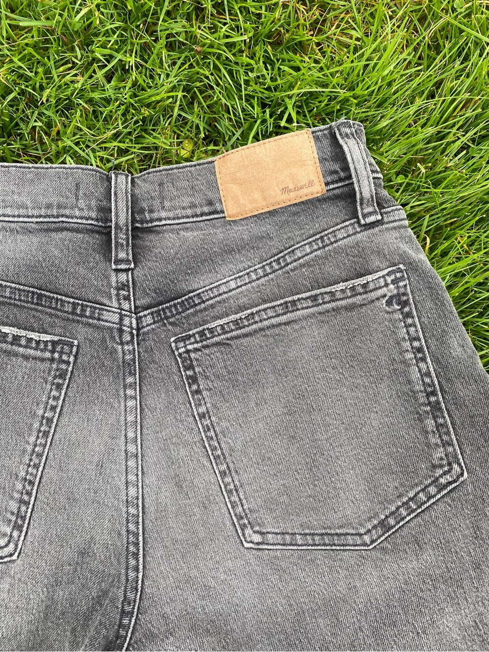 Madewell Balloon Jeans - Picture 5 of 9